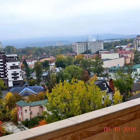 Sunny In The Center *